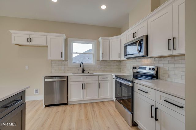 488 Middays Rest, Jonesborough, TN 37659