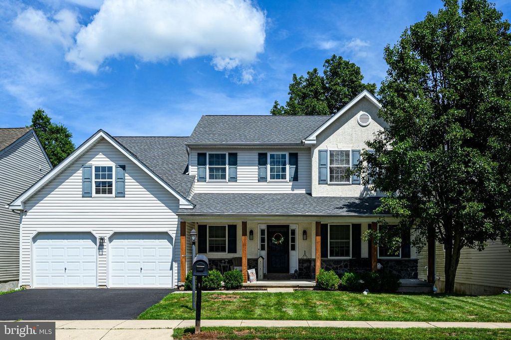 109 HOLBROOK LN, GILBERTSVILLE, PA 19525 — exterior