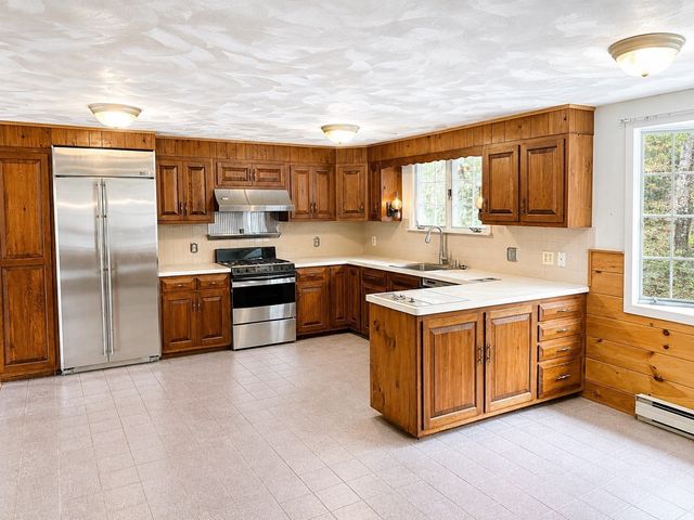 35 Oar And Line Rd, Plymouth, MA 02360