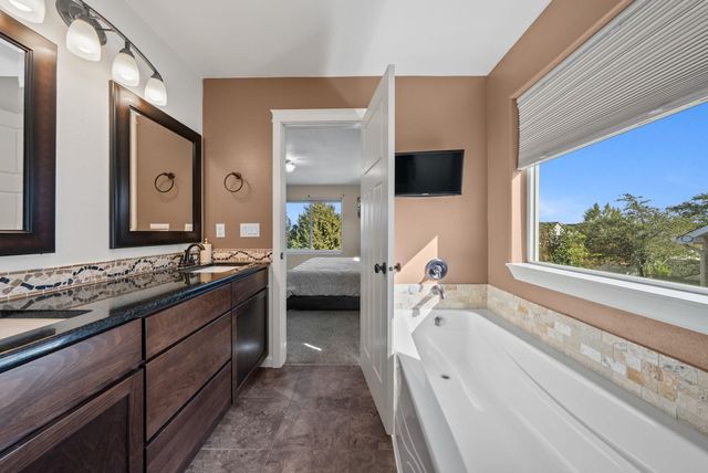 2201 HILLSIDE Dr, Cheney, WA 99004