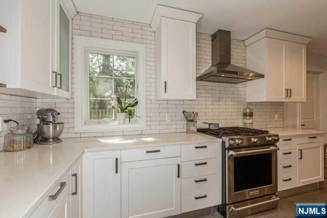 24 Jefferson Avenue, Tenafly, NJ 07670