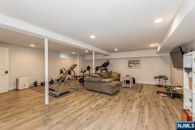 24 Jefferson Avenue, Tenafly, NJ 07670