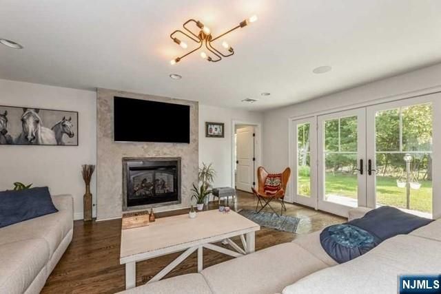 24 Jefferson Avenue, Tenafly, NJ 07670