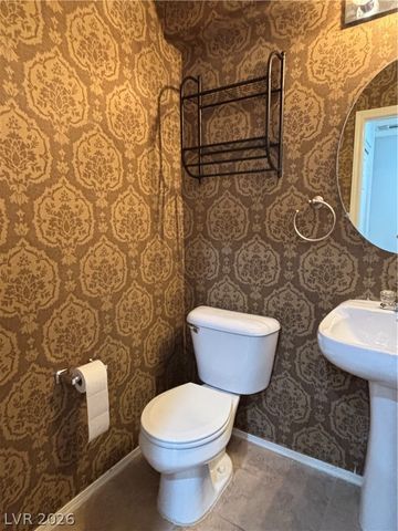 10392 Lady Angela Street, Las Vegas, NV 89183