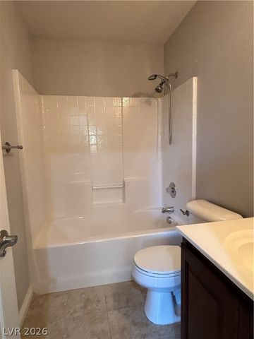 10392 Lady Angela Street, Las Vegas, NV 89183