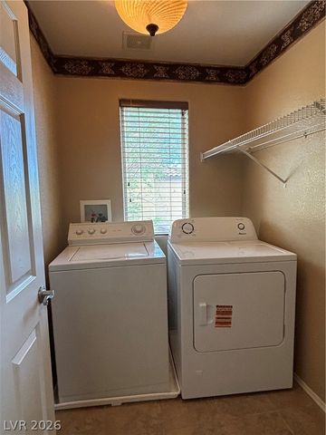 10392 Lady Angela Street, Las Vegas, NV 89183