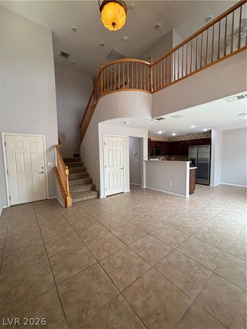 10392 Lady Angela Street, Las Vegas, NV 89183