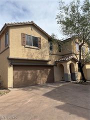 10392 Lady Angela Street, Las Vegas, NV 89183