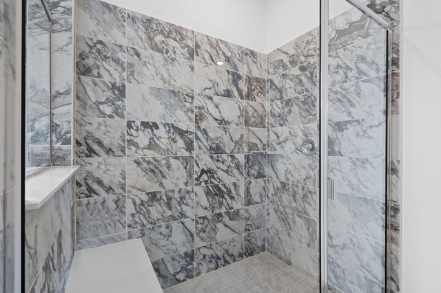 4806 Caspian Wave Drive, League City, TX 77573