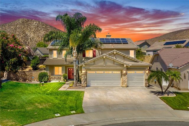 25004 Crestpeak Court, Menifee, CA 92584