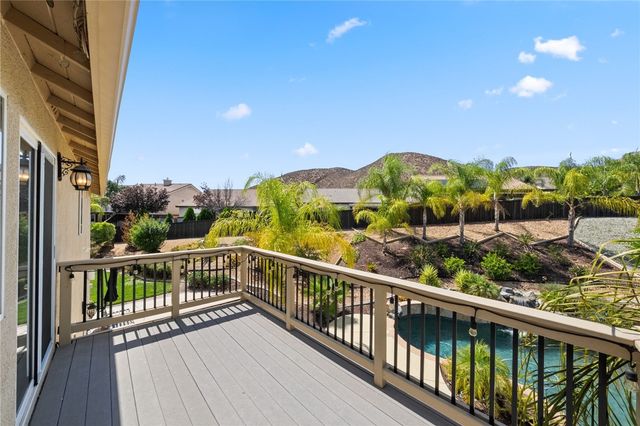 25004 Crestpeak Court, Menifee, CA 92584