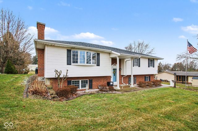 951 Tekulve Road, Batesville, IN 47006