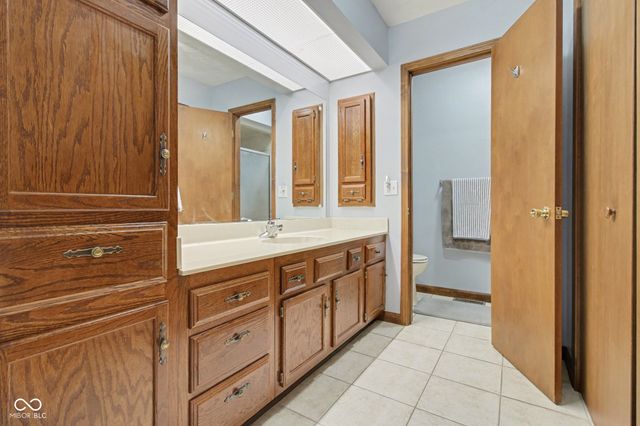 951 Tekulve Road, Batesville, IN 47006