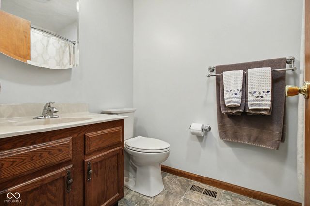 951 Tekulve Road, Batesville, IN 47006