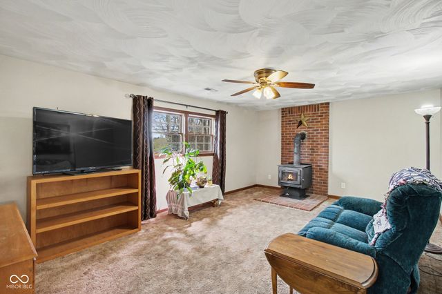 951 Tekulve Road, Batesville, IN 47006