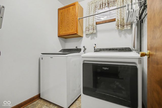 951 Tekulve Road, Batesville, IN 47006