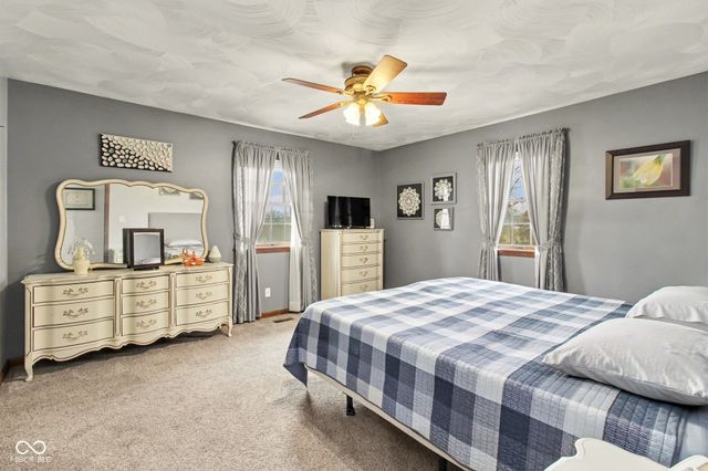 951 Tekulve Road, Batesville, IN 47006