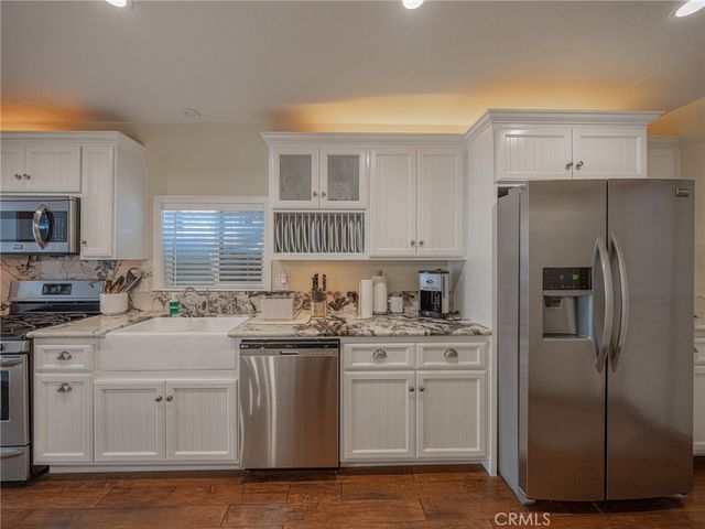 233 Corona, Lake Arrowhead, CA 92352