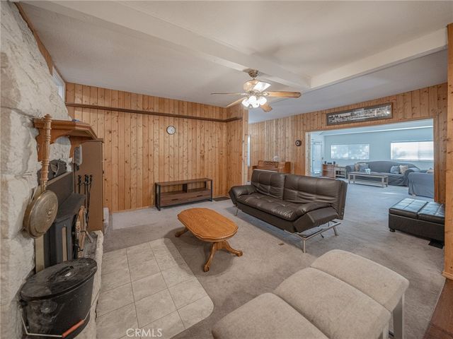 233 Corona, Lake Arrowhead, CA 92352