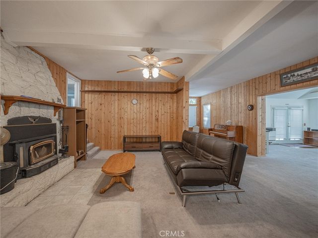 233 Corona, Lake Arrowhead, CA 92352