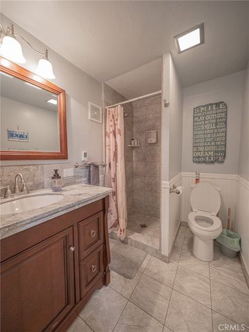 233 Corona, Lake Arrowhead, CA 92352