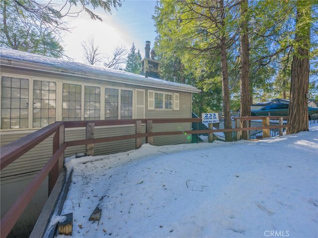 233 Corona, Lake Arrowhead, CA 92352