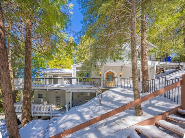 233 Corona, Lake Arrowhead, CA 92352