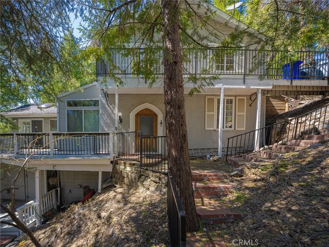 233 Corona, Lake Arrowhead, CA 92352