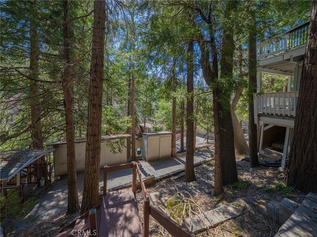 233 Corona, Lake Arrowhead, CA 92352
