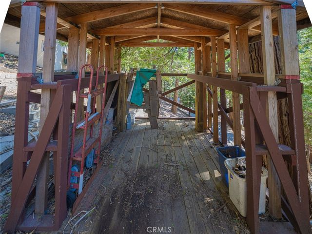 233 Corona, Lake Arrowhead, CA 92352