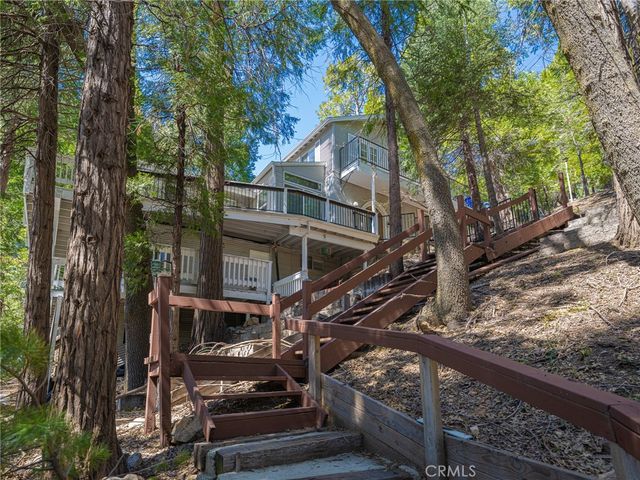 233 Corona, Lake Arrowhead, CA 92352