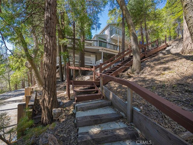 233 Corona, Lake Arrowhead, CA 92352