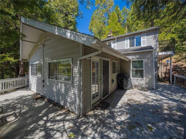 233 Corona, Lake Arrowhead, CA 92352