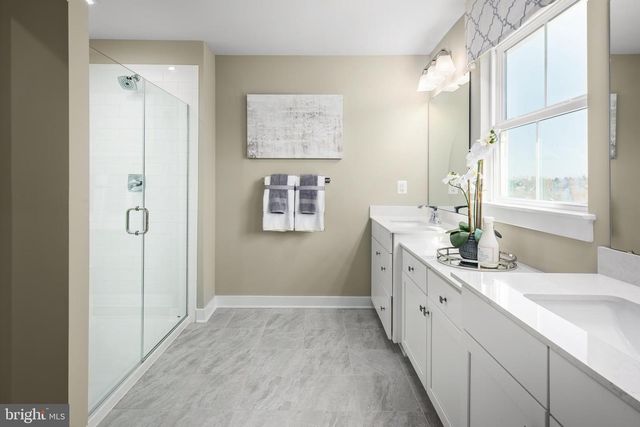 1515 WALLACE BLVD, Ranson, WV 25438