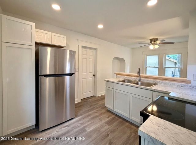406 N Butler Boulevard, Lansing, MI 48915