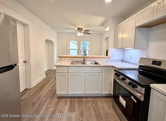 406 N Butler Boulevard, Lansing, MI 48915