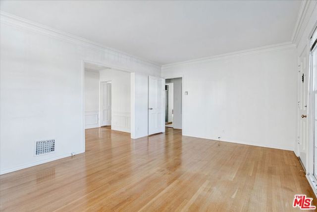 142 N Hamilton Drive Unit D, Beverly Hills, CA 90211