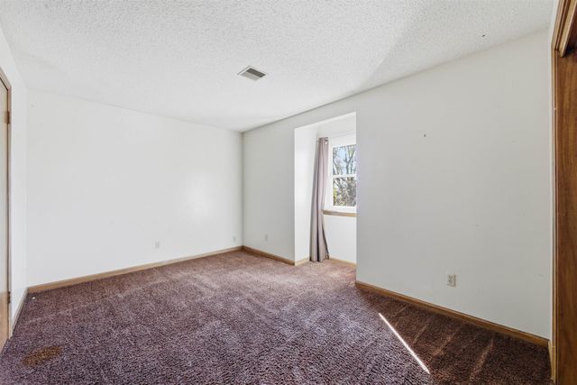 1462 S Goebel Cir, Wichita, KS 67207