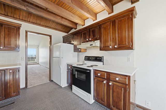 1462 S Goebel Cir, Wichita, KS 67207