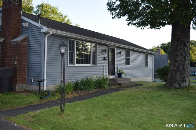 33 Douglas Drive, Enfield, CT 06082