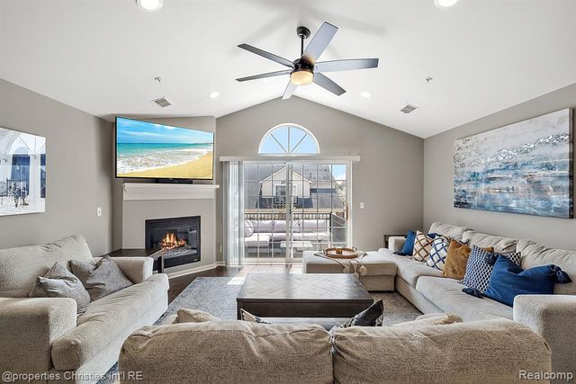 16204 Caitlin Circle, Walled Lake, MI 48390