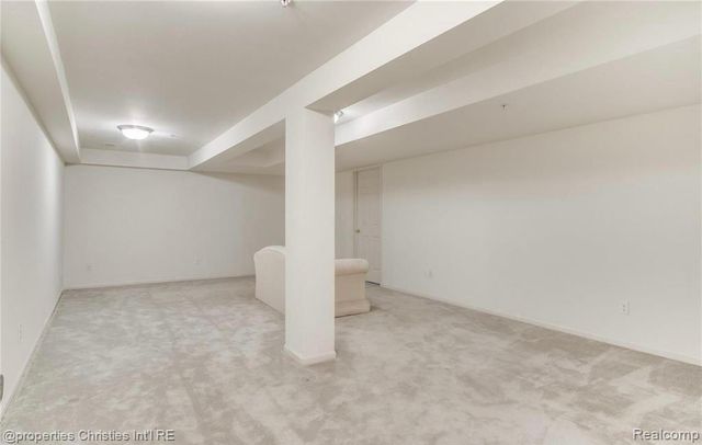 16204 Caitlin Circle, Walled Lake, MI 48390