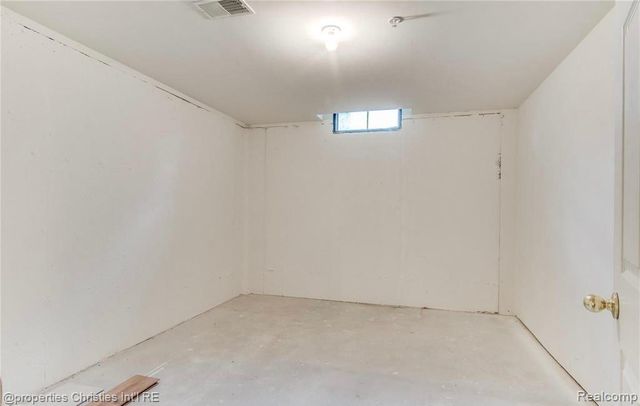 16204 Caitlin Circle, Walled Lake, MI 48390