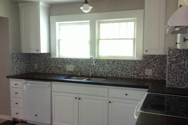 1284 N Ferger Avenue, Fresno, CA 93728