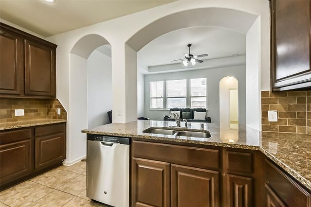 13011 Clover Creek Point Lane, Humble, TX 77346