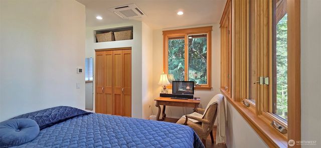 65 Dolphin Lane, Lopez Island, WA 98261