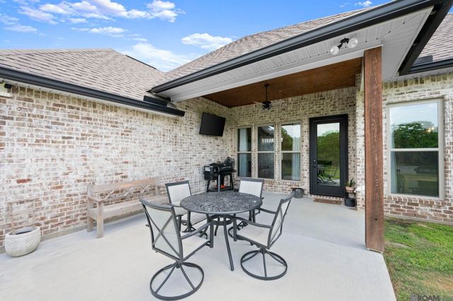 7303 Lillie Dr, Denham Springs, LA 70706