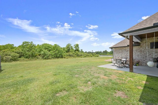 7303 Lillie Dr, Denham Springs, LA 70706
