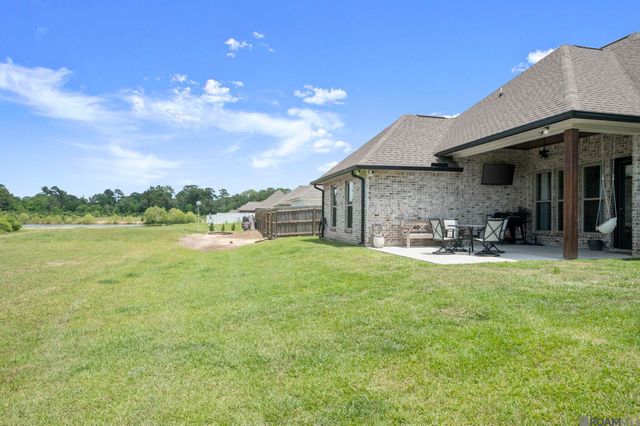 7303 Lillie Dr, Denham Springs, LA 70706