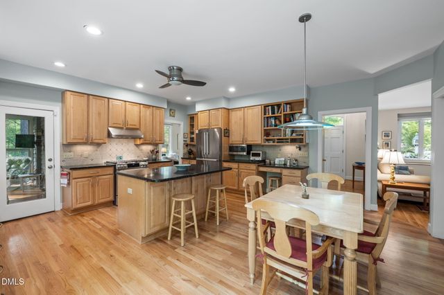 7019 Knotty Pine Drive, Chapel Hill, NC 27517